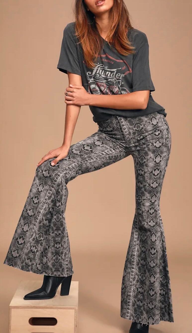 Free People We The Free Jeans 26 Snake Print Super Flare Bell Bottom High Rise